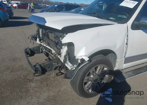 2012 Lincoln Navigator из США, поврежденный, VIN 5LMJJ2J55CEL08885